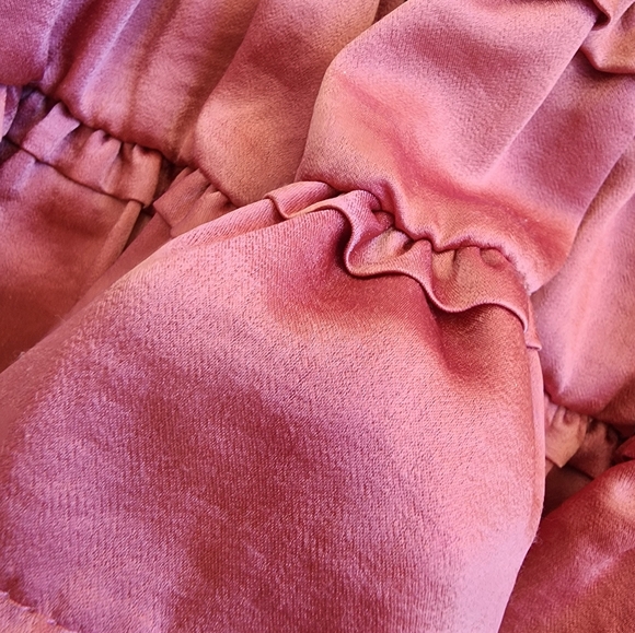 Baby Gap gorgeous satiny dress (6-12 mths) - Picture 2 of 3